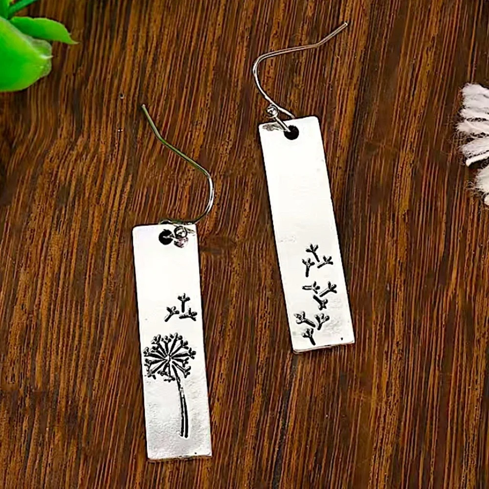 Silver Vintage Dandelion Flower Seed Dangle Dainty Earrings